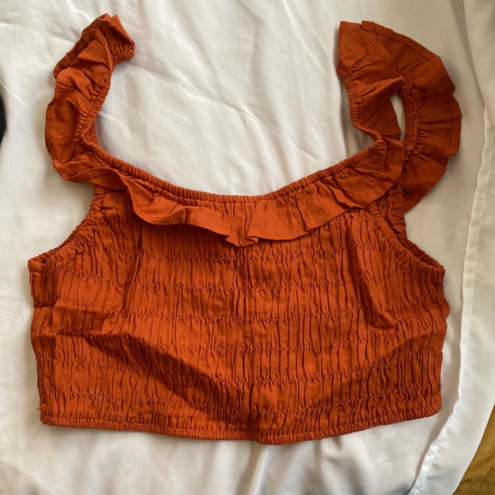KITTENISH, burnt orange crop top